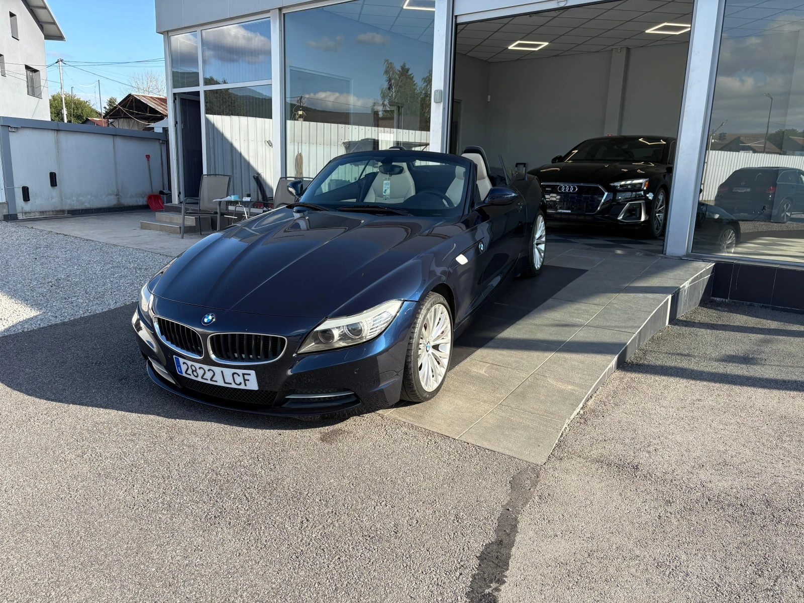 BMW Z4 sDrive, снимка 2 - Автомобили и джипове - 55408979