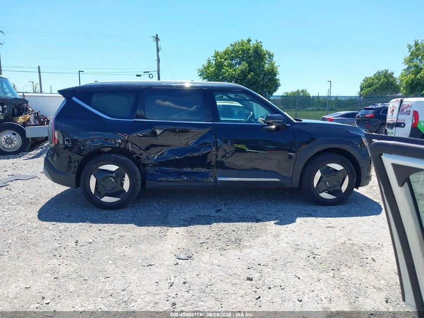 Kia EV9 Wind, снимка 13 - Автомобили и джипове - 55452388