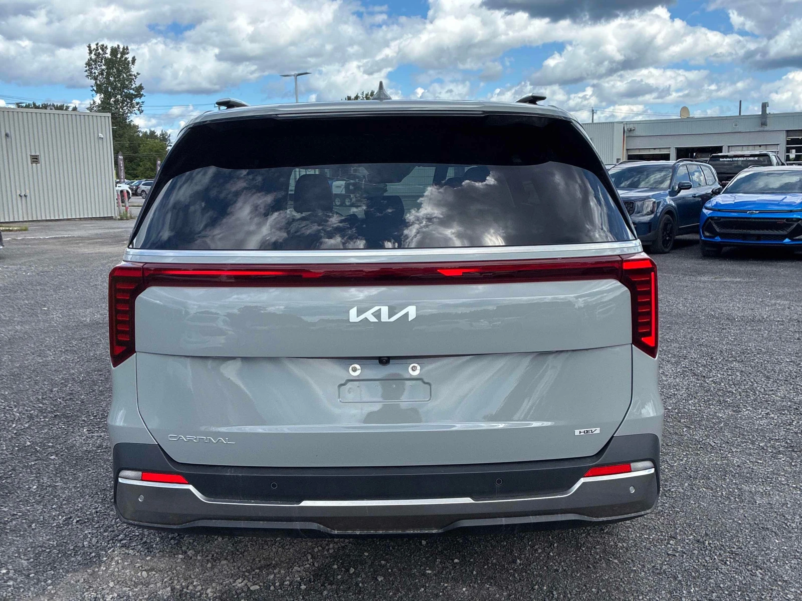 Kia Carnival * EX * CARFAX * БЕЗ ПЪРВОНАЧАЛНА ВНОСКА, снимка 4 - Автомобили и джипове - 55856929