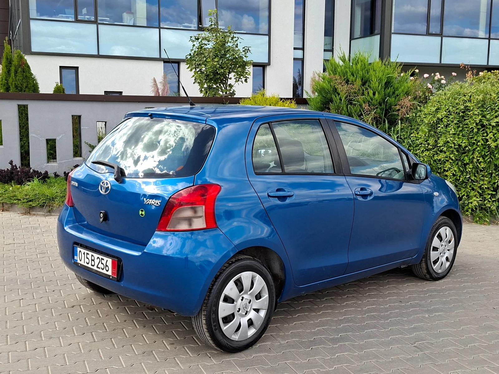 Toyota Yaris 1.0VVT-I* (70кс)* * HOB BHOC* * , снимка 12 - Автомобили и джипове - 56105088