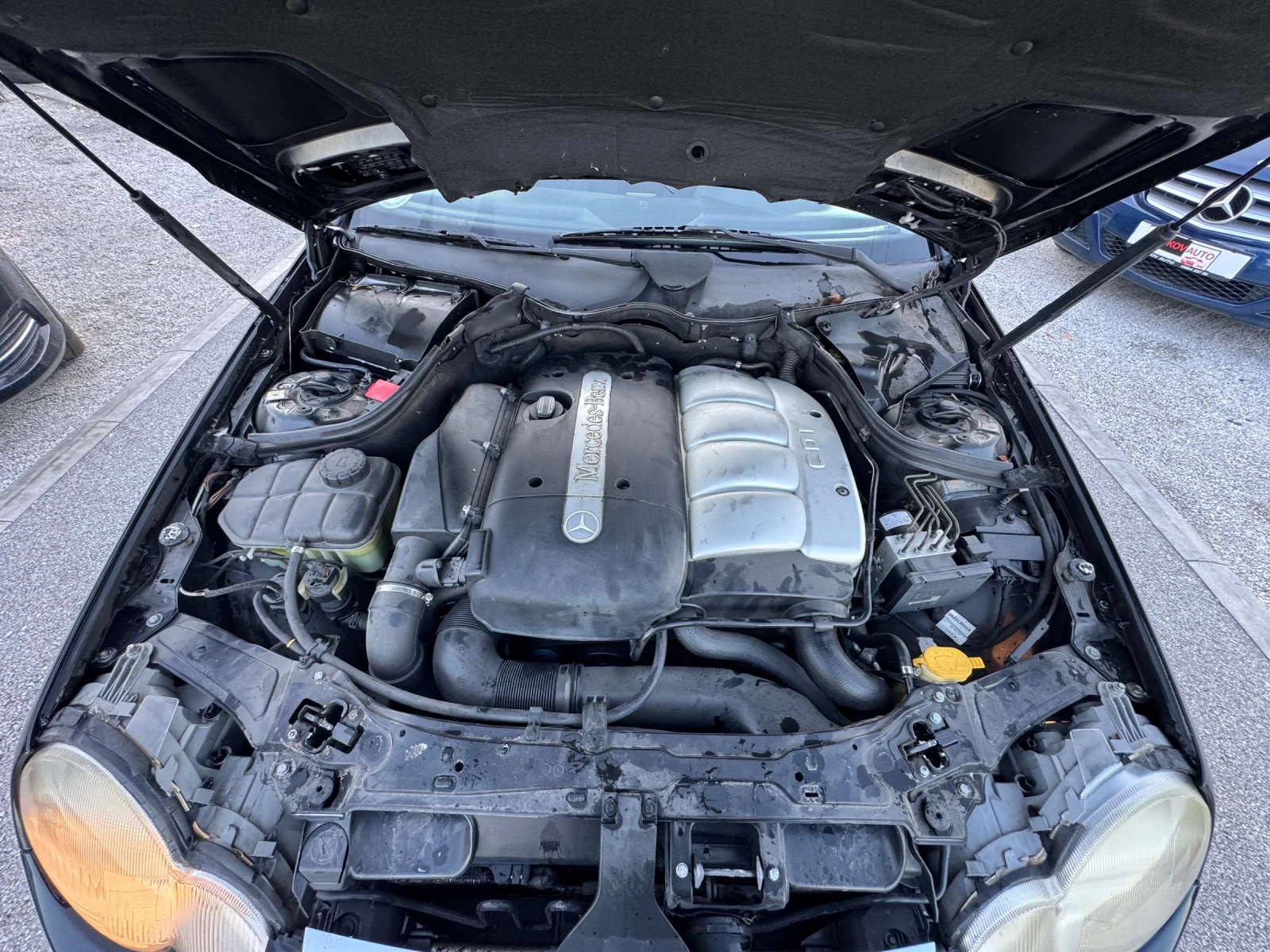Mercedes-Benz C 220 Sport coupe, снимка 16 - Автомобили и джипове - 56136988