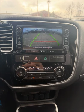 Mitsubishi Outlander 2.2DI-D 4WD AVTOMAT/KAMERA/NAVI EURO 6, снимка 15