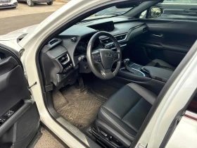 Lexus UX * 250h * CARFAX * ОПЦИЯ ЗА ФИНАНСИРАНЕ , снимка 15