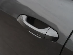 Audi Q8 * АВТО КРЕДИТ* ЦЕНА ДО БГ * СЕРВИЗНА ИСТОРИЯ *  - 60900 лв. / 31137.68 € - 95824827 11