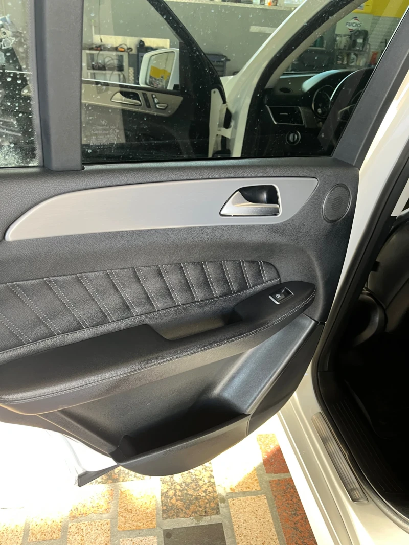 Mercedes-Benz GLE 350 Амг Топ състояние, снимка 7 - Автомобили и джипове - 52502564