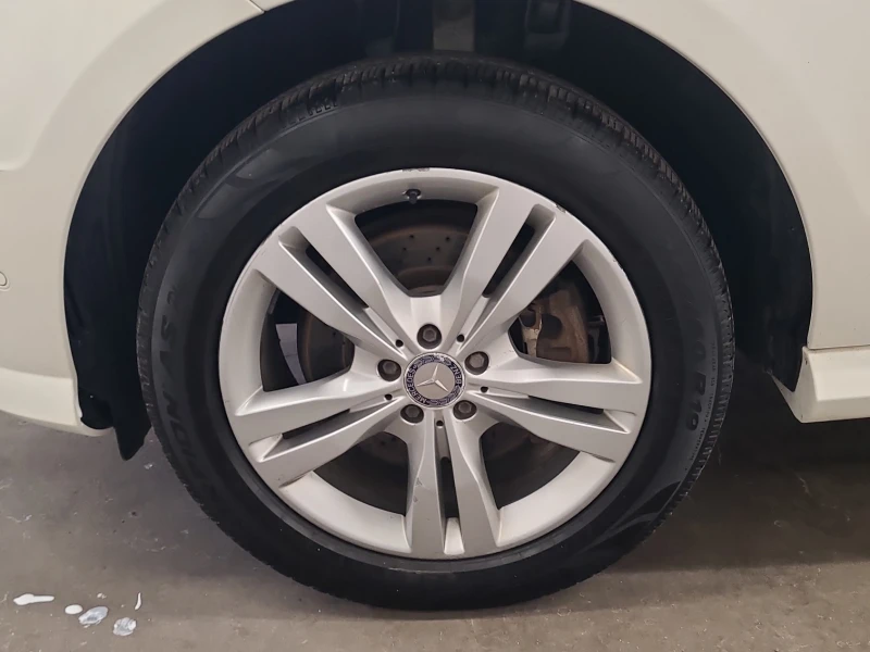 Mercedes-Benz ML 350 AMG LINE/NAVI/KAMEPA/KEYLESS/LANE ASSIST, снимка 5 - Автомобили и джипове - 52710081