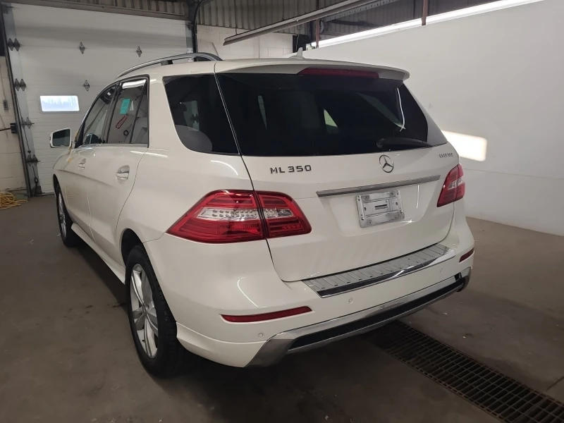 Mercedes-Benz ML 350 AMG LINE/NAVI/KAMEPA/KEYLESS/LANE ASSIST, снимка 4 - Автомобили и джипове - 52710081