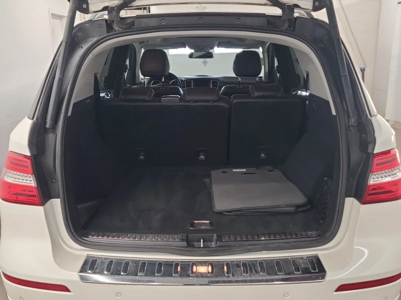 Mercedes-Benz ML 350 AMG LINE/NAVI/KAMEPA/KEYLESS/LANE ASSIST, снимка 9 - Автомобили и джипове - 52710081