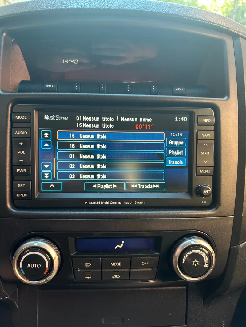 Mitsubishi Pajero 3.2 dizel, снимка 11 - Автомобили и джипове - 52778237