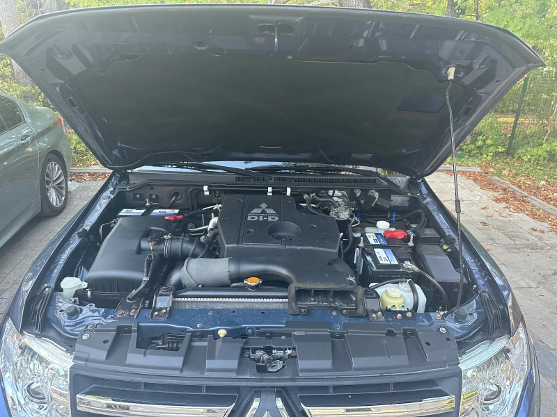 Mitsubishi Pajero 3.2 dizel, снимка 3 - Автомобили и джипове - 52778237