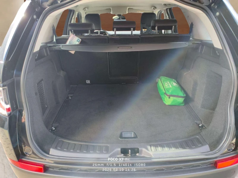 Land Rover Discovery Sport 2.0, снимка 11 - Автомобили и джипове - 53448340