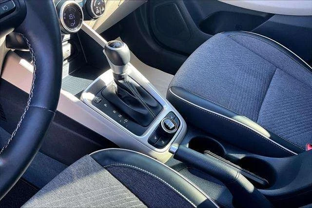 Hyundai Venue * SEL, Limited * CARFAX *    | Mobile.bg   11