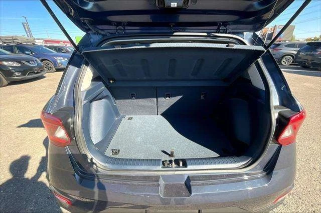 Hyundai Venue * SEL, Limited * CARFAX *    | Mobile.bg   17