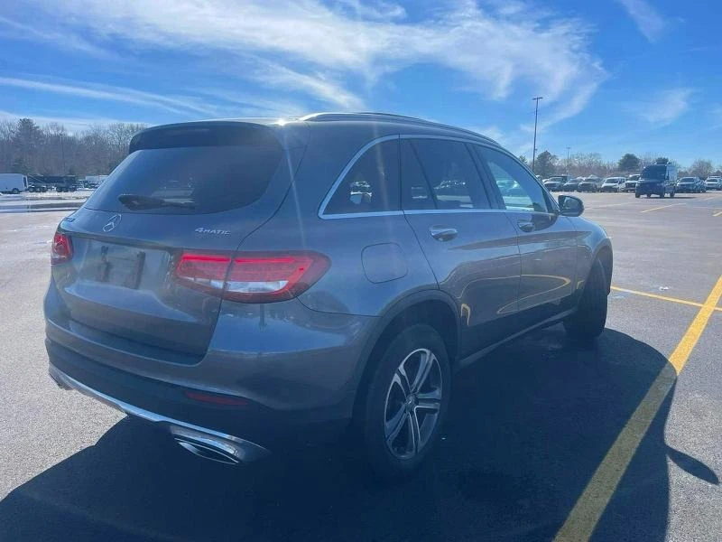 Mercedes-Benz GLC 300, снимка 4 - Автомобили и джипове - 54782428