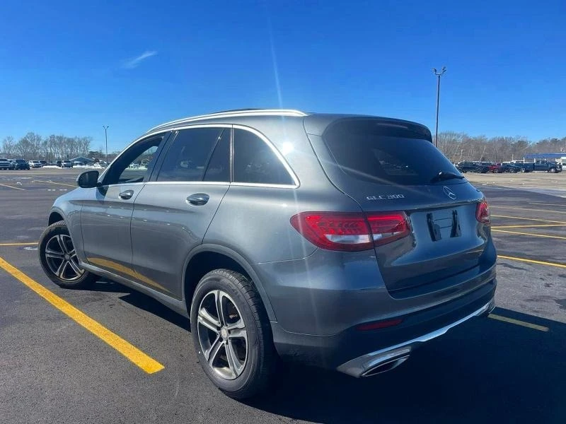 Mercedes-Benz GLC 300, снимка 3 - Автомобили и джипове - 54782428