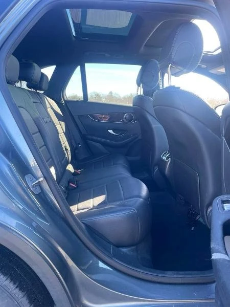Mercedes-Benz GLC 300, снимка 6 - Автомобили и джипове - 54782428