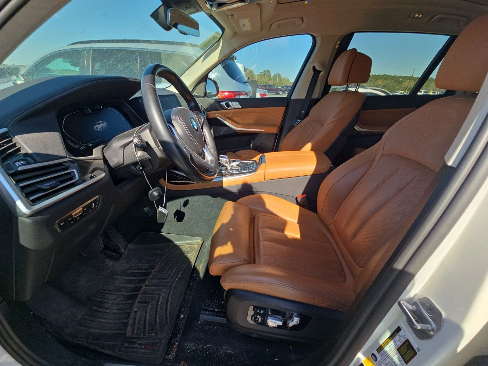 BMW X7 дистроник* Harman* 360* масаж* пано* headup* вакум - изображение 9