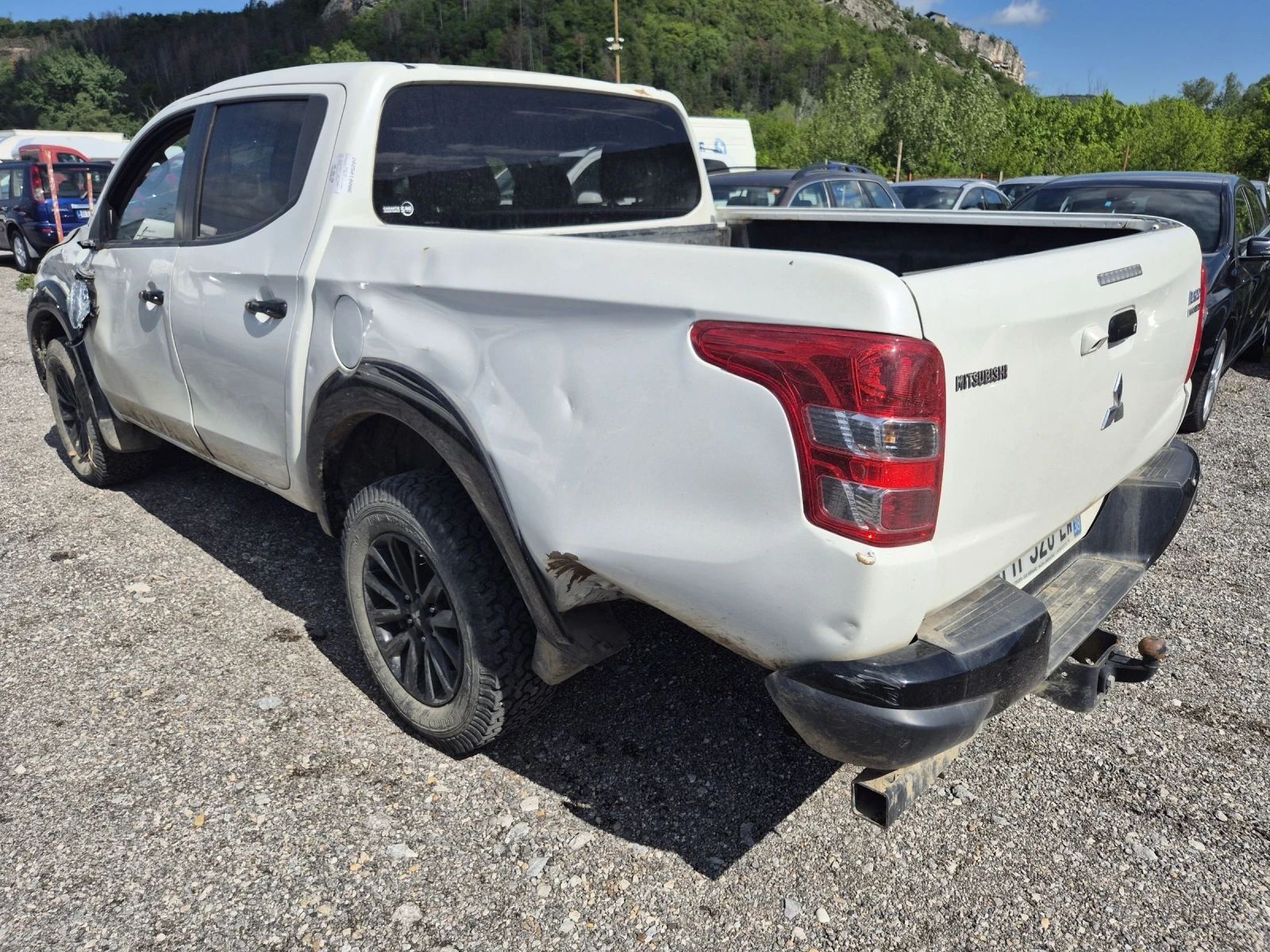 Mitsubishi L200 2.4D, 181к.с., АВТОМАТ, 4Х4, EURO 6 - изображение 3