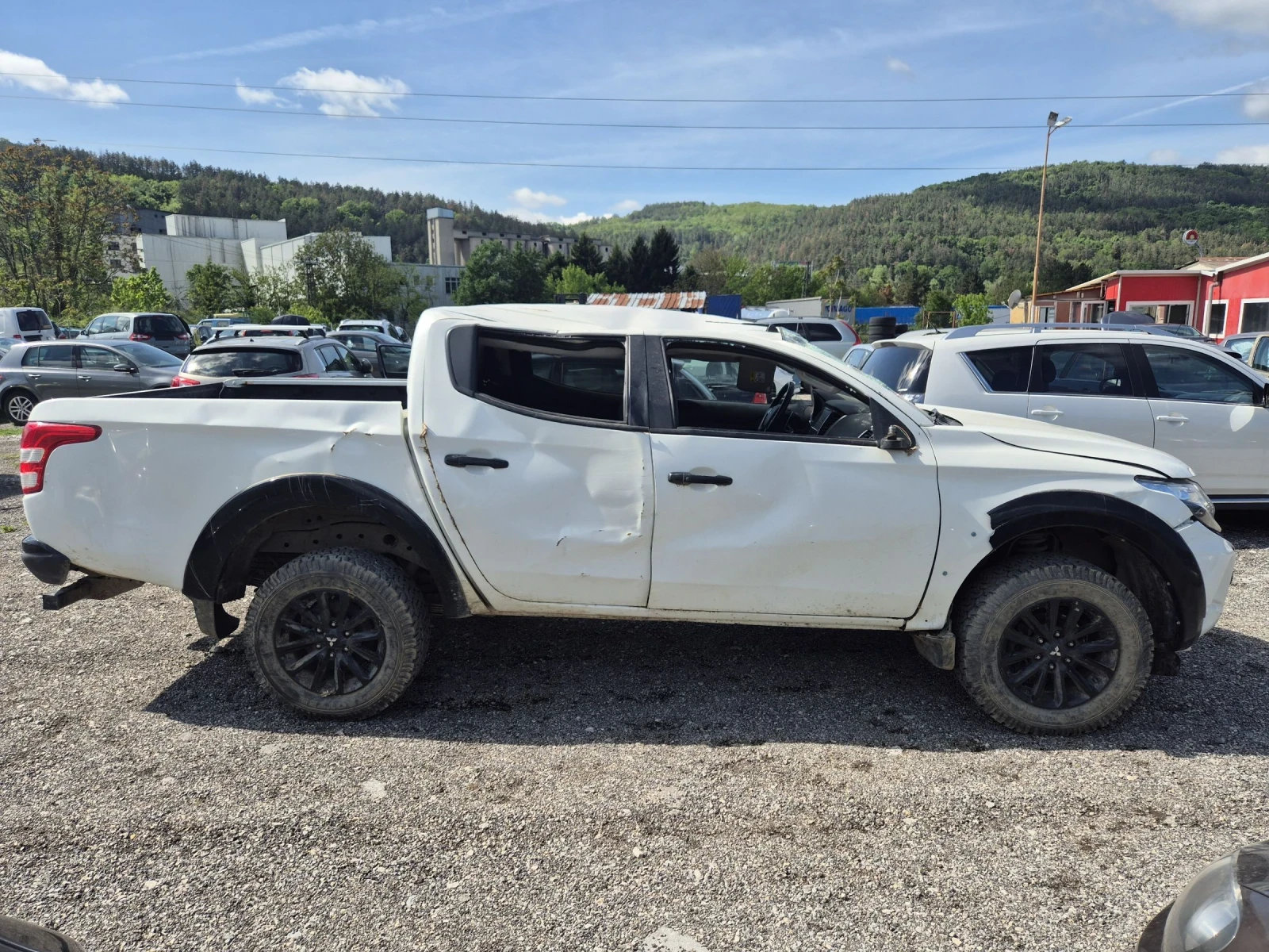 Mitsubishi L200 2.4D, 181к.с., АВТОМАТ, 4Х4, EURO 6 - изображение 6