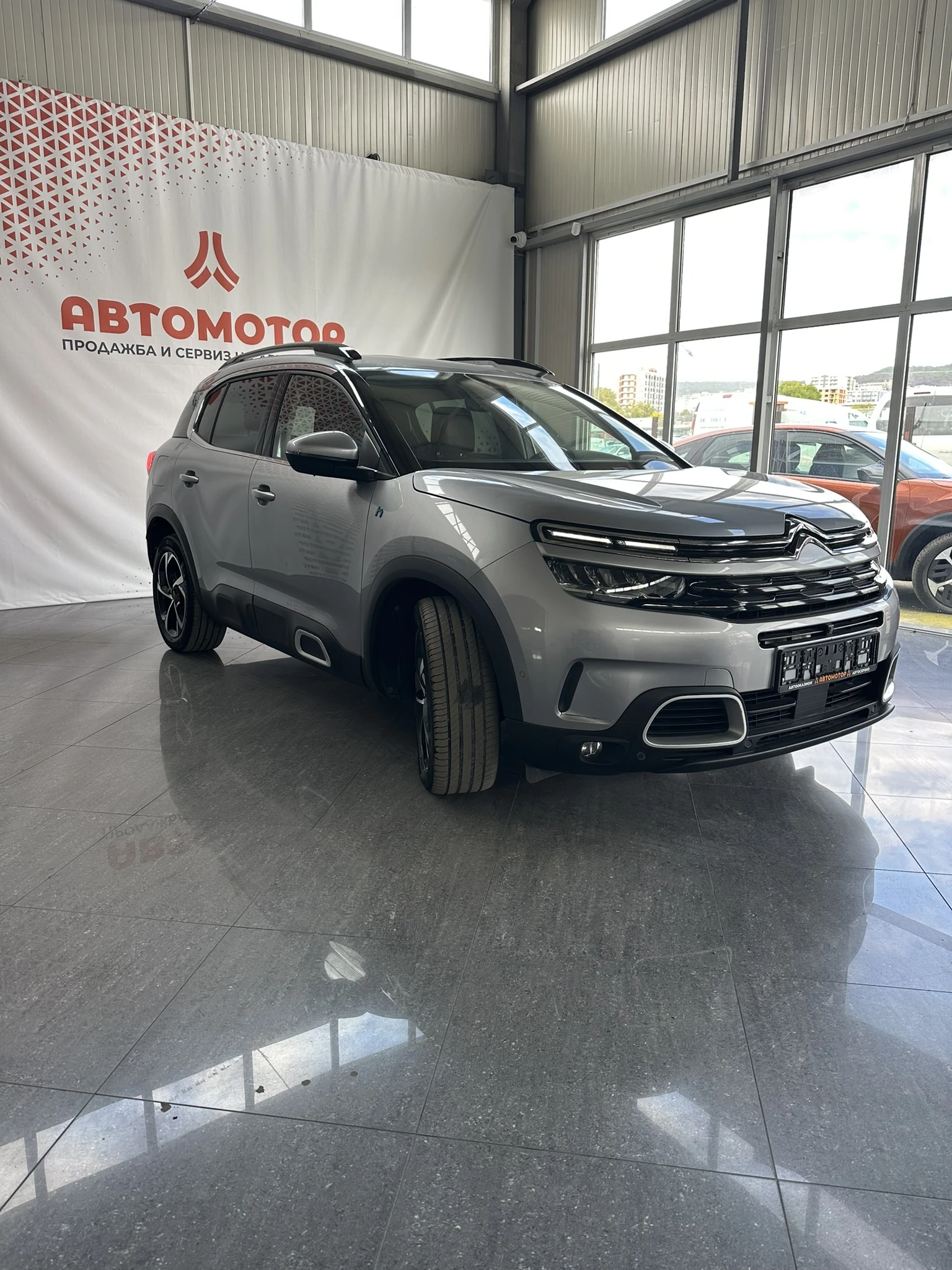Citroen C5 Aircross Plug-In Hybrid - изображение 3