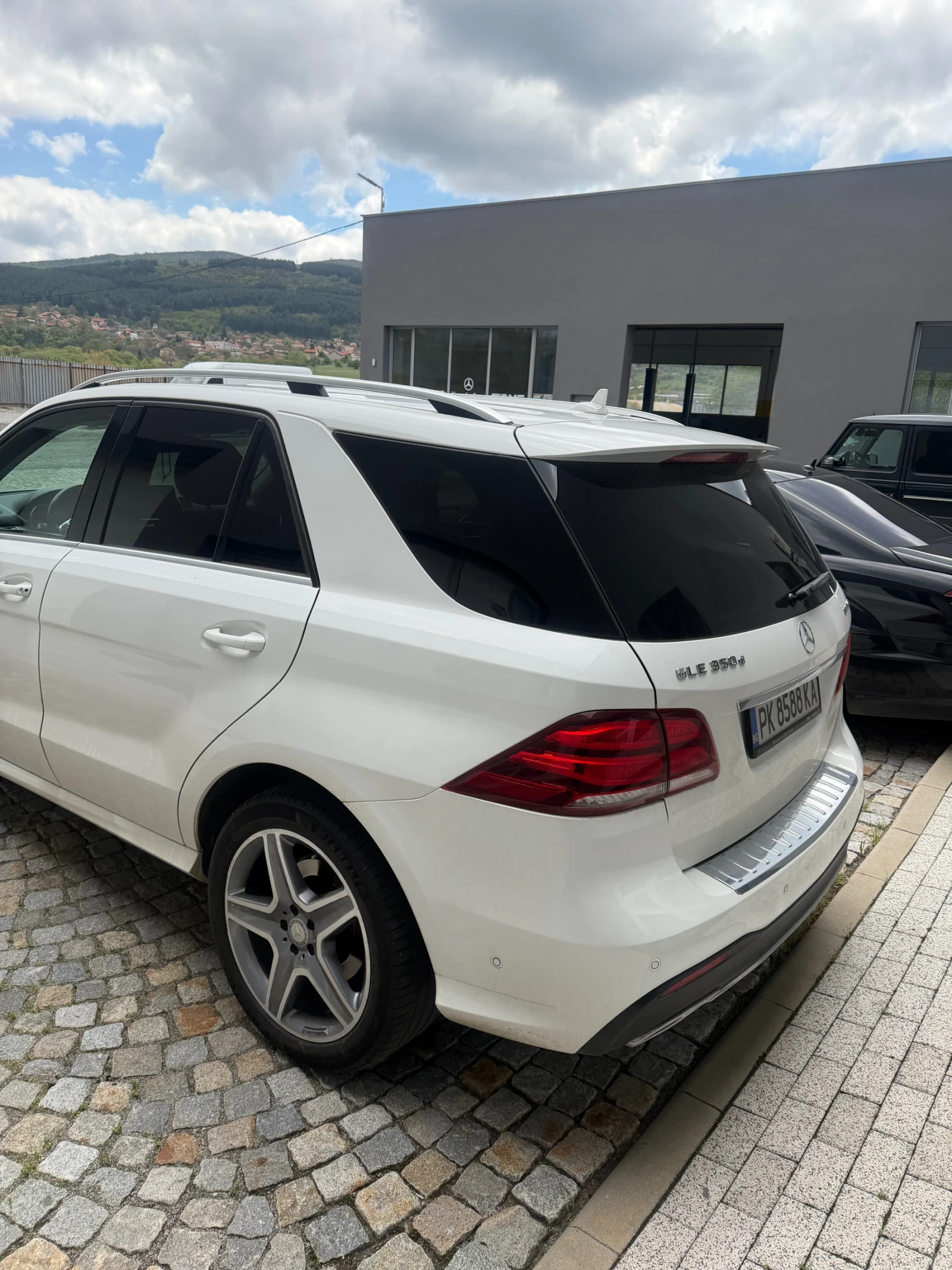 Mercedes-Benz GLE 350 Амг Топ състояние, снимка 5 - Автомобили и джипове - 52502564