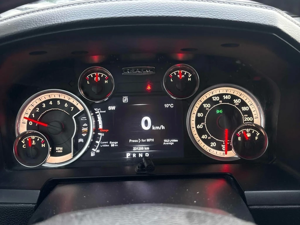 Dodge RAM 1500 2015 SPORT 5.7  * БЕЗ ПЪРВОНАЧАЛНА ВНОСКА*  - изображение 8