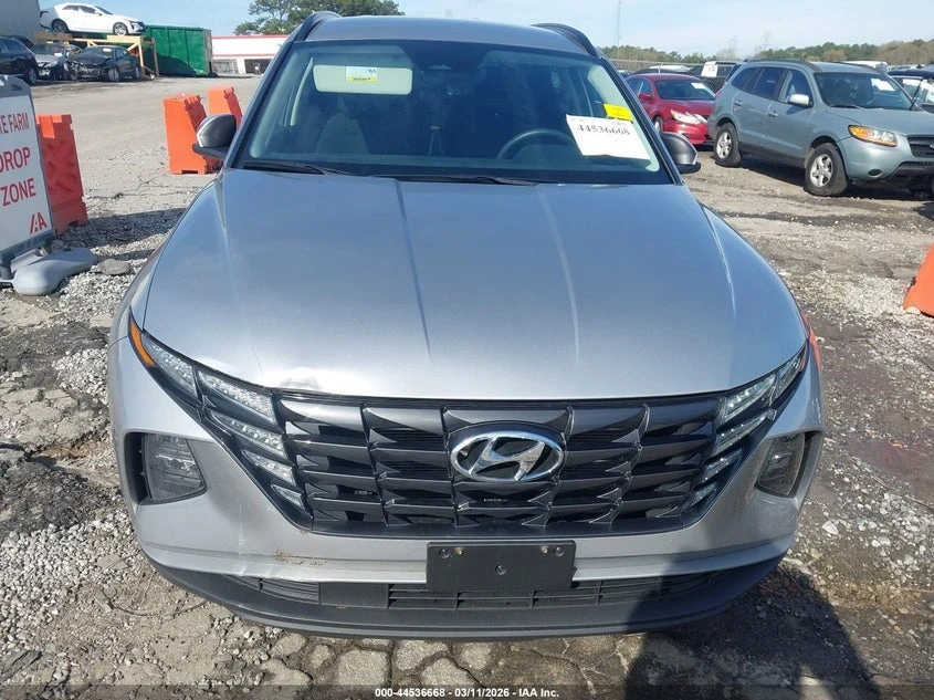 Hyundai Tucson 2.5l Sel, снимка 12 - Автомобили и джипове - 54093792