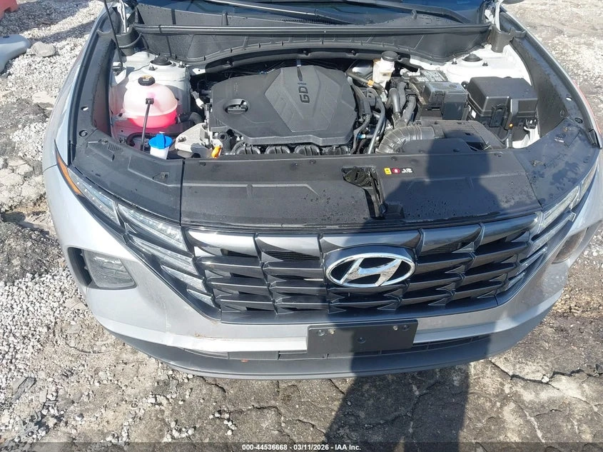 Hyundai Tucson 2.5l Sel, снимка 10 - Автомобили и джипове - 54093792