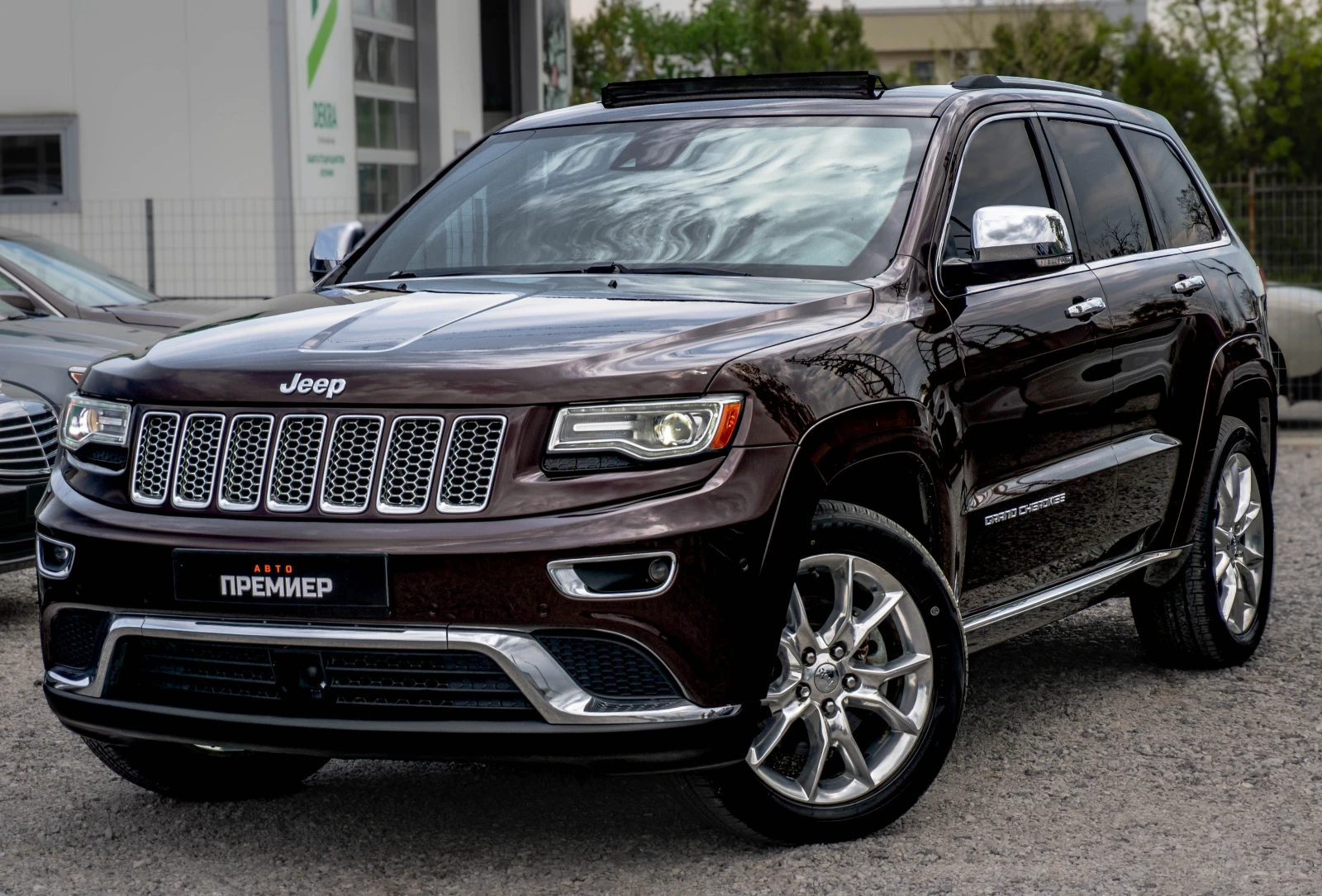 Jeep Grand cherokee 5.7HEMI-SUMMIT-TOP!