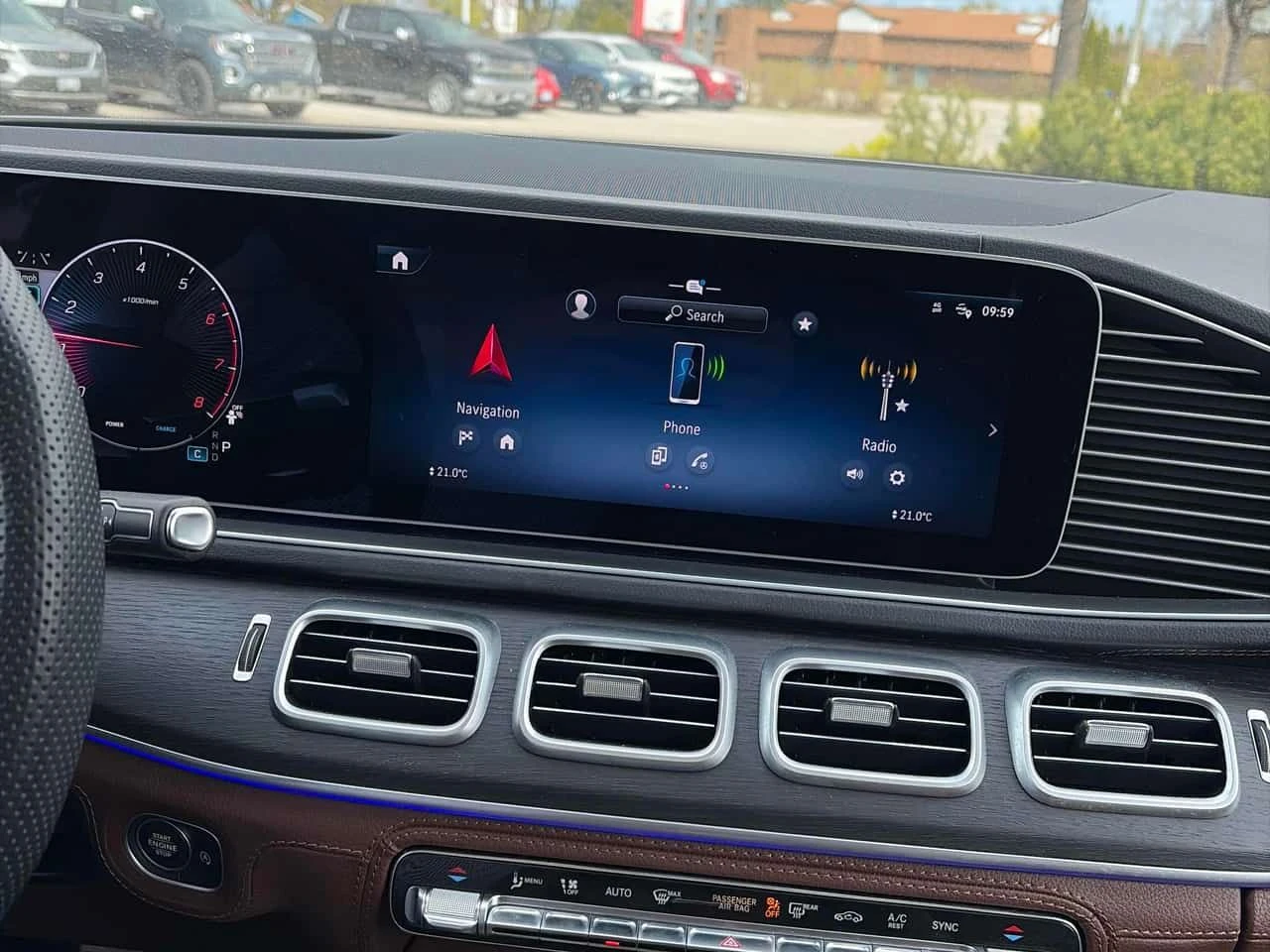 Mercedes-Benz GLS 450 ДИСТРОНИК * 360 * BURMESTER * PANO * ОБДУХВАНЕ, снимка 9 - Автомобили и джипове - 54488179