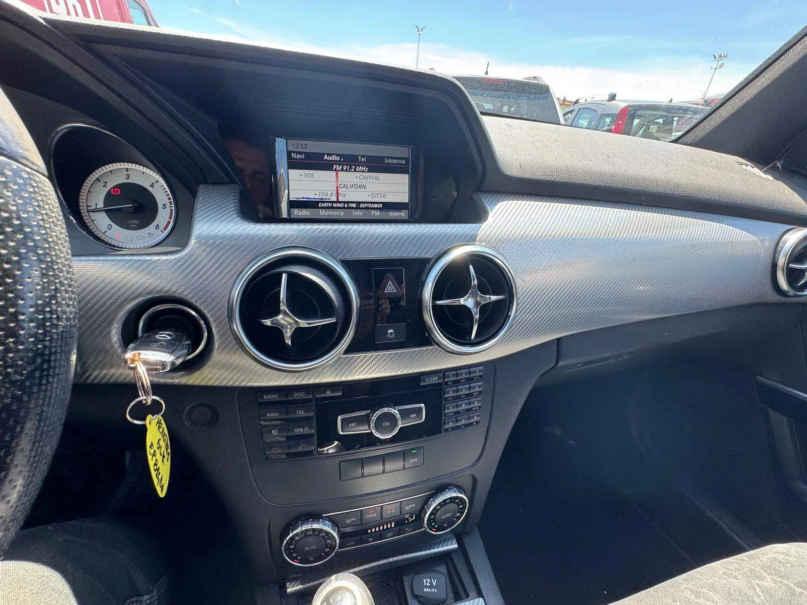 Mercedes-Benz GLK ФЕЙС 6 СКОРОСТИ, снимка 2 - Автомобили и джипове - 54877451