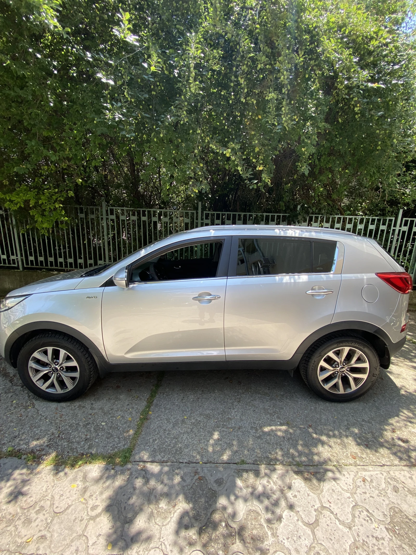 Kia Sportage, снимка 3 - Автомобили и джипове - 55046621