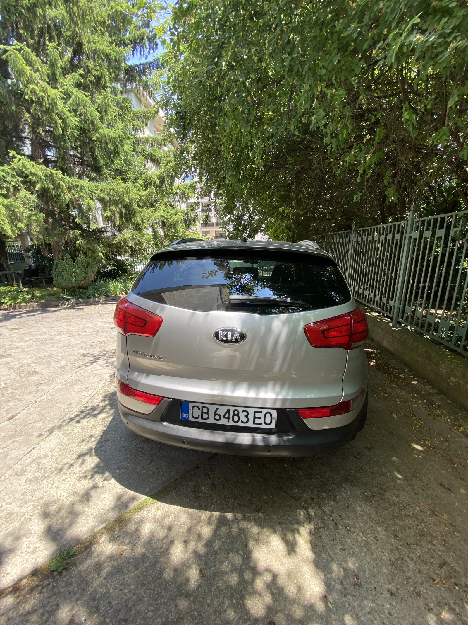 Kia Sportage, снимка 4 - Автомобили и джипове - 55046621