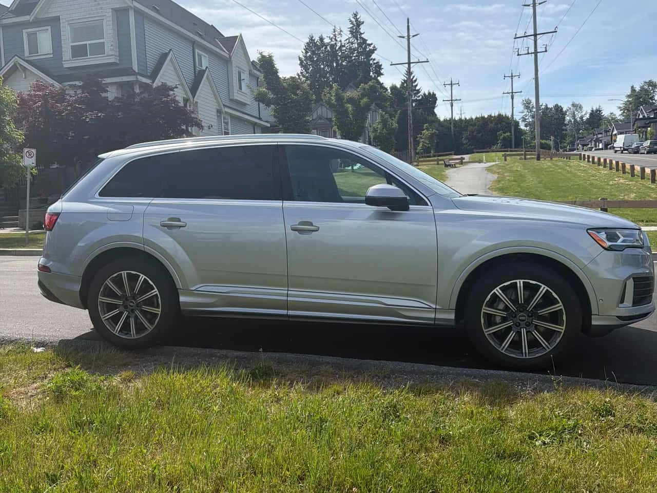 Audi Q7 PROGRESSIV* ОБДУХВАНЕ* 360* BANG&OLUFSEN* , снимка 3 - Автомобили и джипове - 55485077