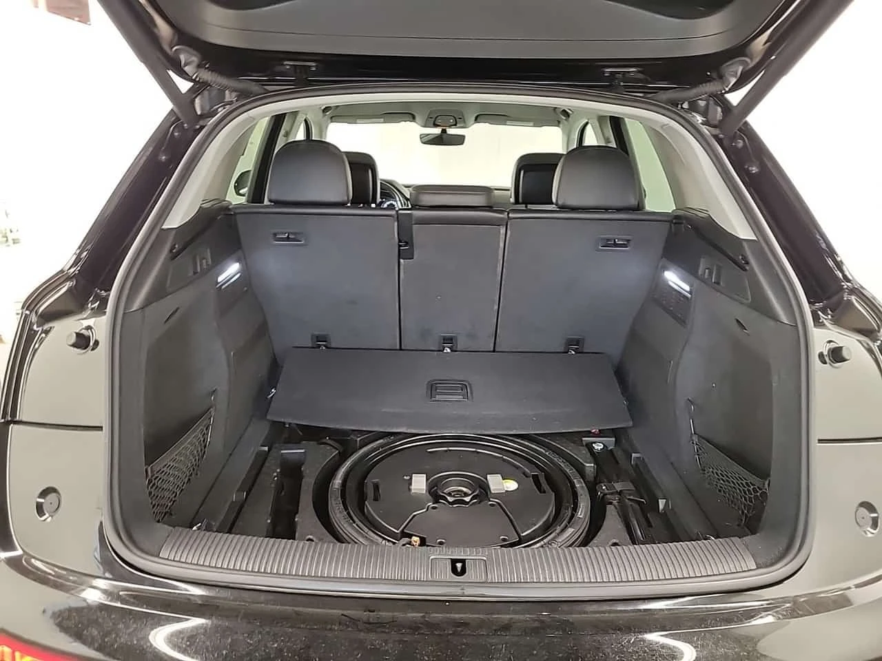 Audi Q5 * CARFAX * ОПЦИЯ ЗА ФИНАНСИРАНЕ, снимка 14 - Автомобили и джипове - 56308027