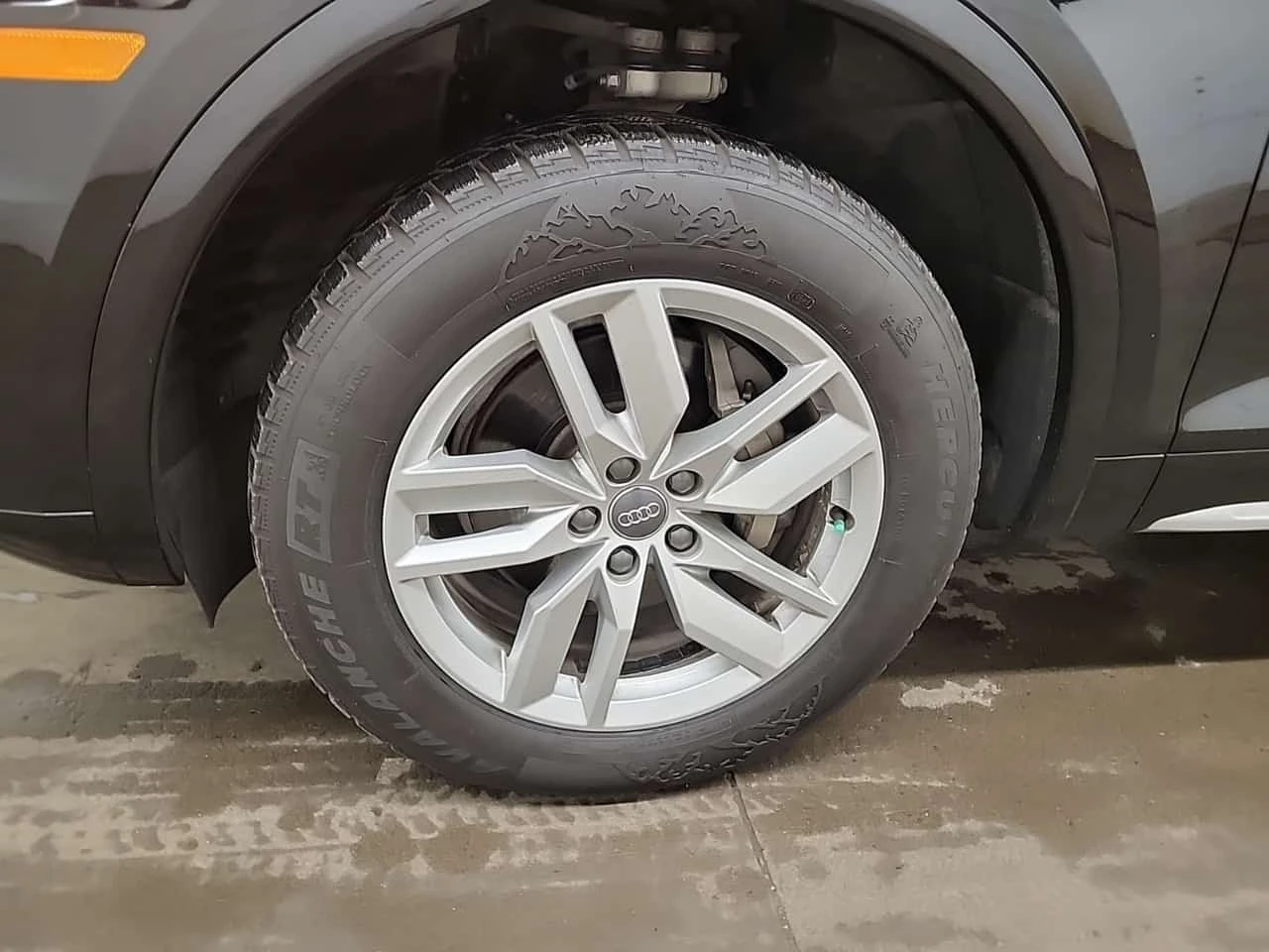 Audi Q5 * CARFAX * ОПЦИЯ ЗА ФИНАНСИРАНЕ, снимка 6 - Автомобили и джипове - 56308027
