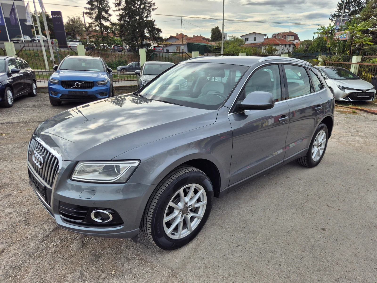 Audi Q5 2.0TDI* FACELIFT* QUATTRO* NAVI* R-CAMERA* LED
