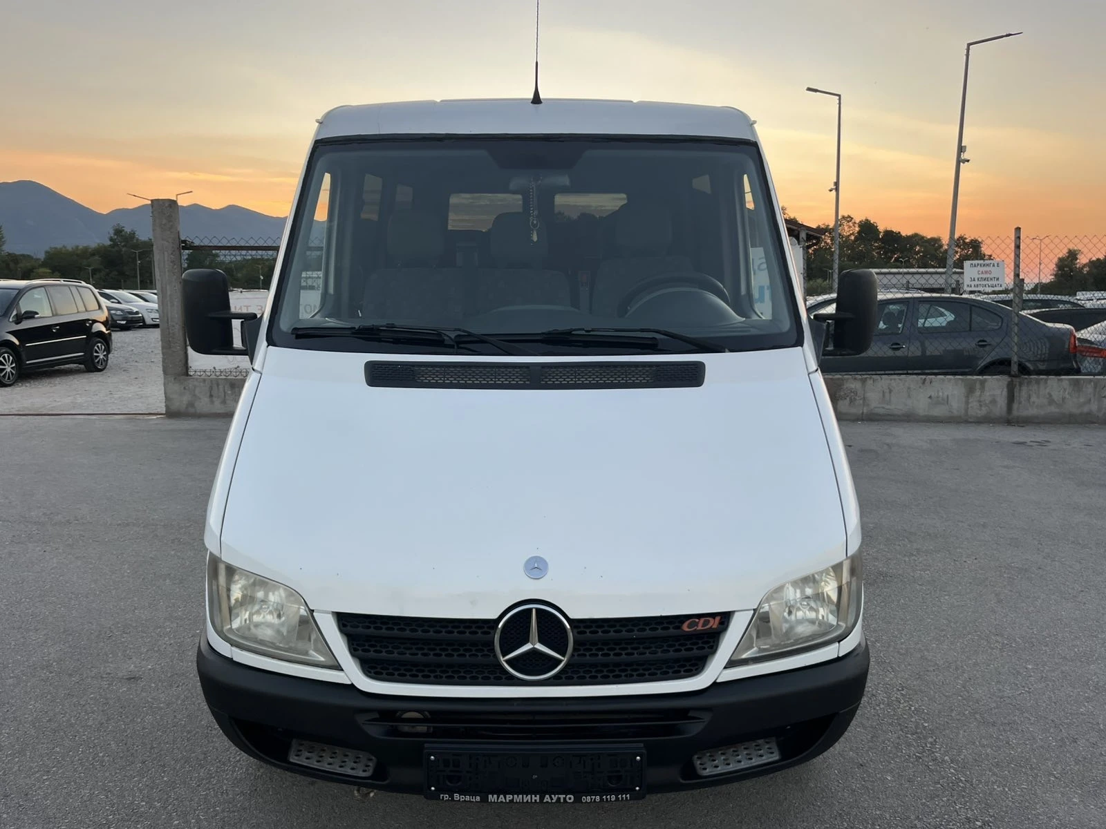 Mercedes-Benz Sprinter 2.2CDI АВТОМАТ 9 МЕСТА ПЕРФЕКТЕН ВНОС ИТАЛИЯ, снимка 2 - Бусове и автобуси - 55748620