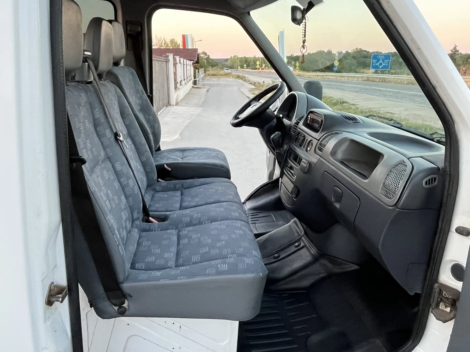 Mercedes-Benz Sprinter 2.2CDI АВТОМАТ 9 МЕСТА ПЕРФЕКТЕН ВНОС ИТАЛИЯ, снимка 11 - Бусове и автобуси - 55748620