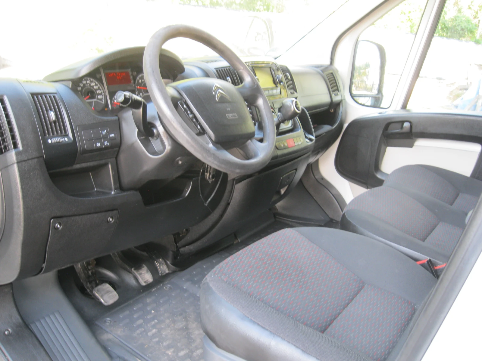 Citroen Jumper 2.2 HDI-130ks, снимка 14 - Бусове и автобуси - 55929861