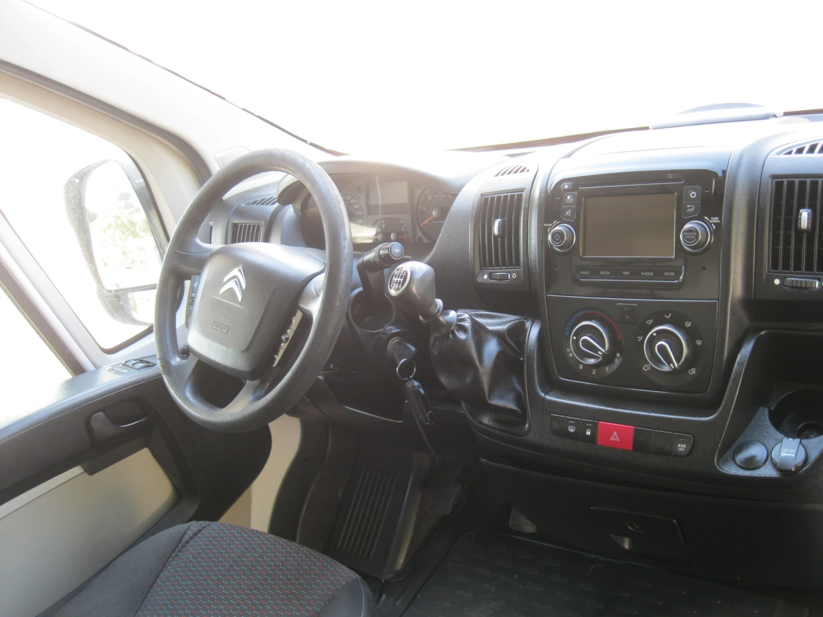 Citroen Jumper 2.2 HDI-130ks, снимка 16 - Бусове и автобуси - 55929861