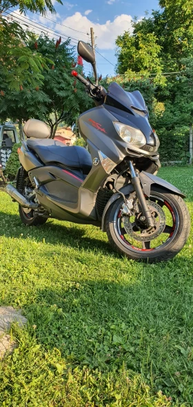     Yamaha X-max  250i sport