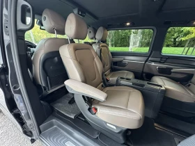 Mercedes-Benz V 300 d / 4-MATIC/ AMG OPTIC / ГАРАНЦИОНЕН , снимка 12