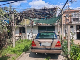 Mercedes-Benz C 200, снимка 10