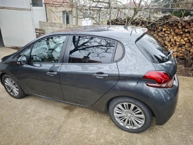 Peugeot 208 1.2i 82k.s., снимка 7