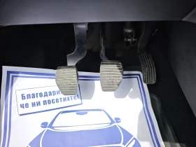 Peugeot 208 1.2i 82k.s., снимка 16