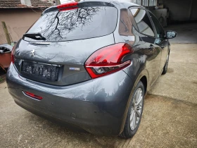 Peugeot 208 1.2i 82k.s., снимка 2
