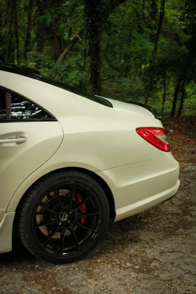 Mercedes-Benz CLS 63 AMG, снимка 7