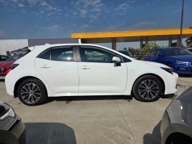 Toyota Corolla 1, 8 HYBRID A/T 122кс, снимка 6