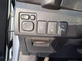 Toyota Auris 1.8 Hybrid (E-HEV) , пълна сервизна история, снимка 12